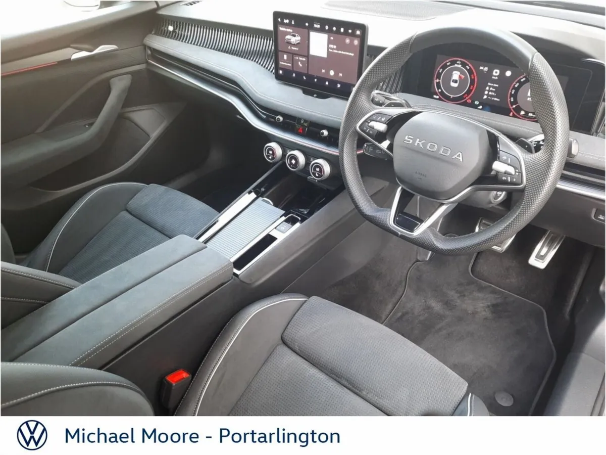 Skoda Superb Saloon, Diesel, 2025, Black