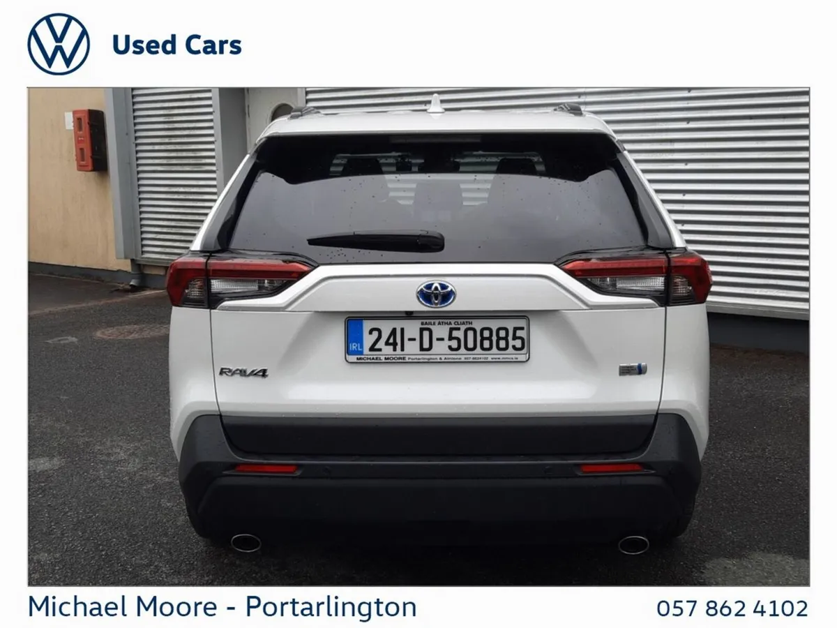Toyota RAV4 SUV, Petrol Hybrid, 2024, White