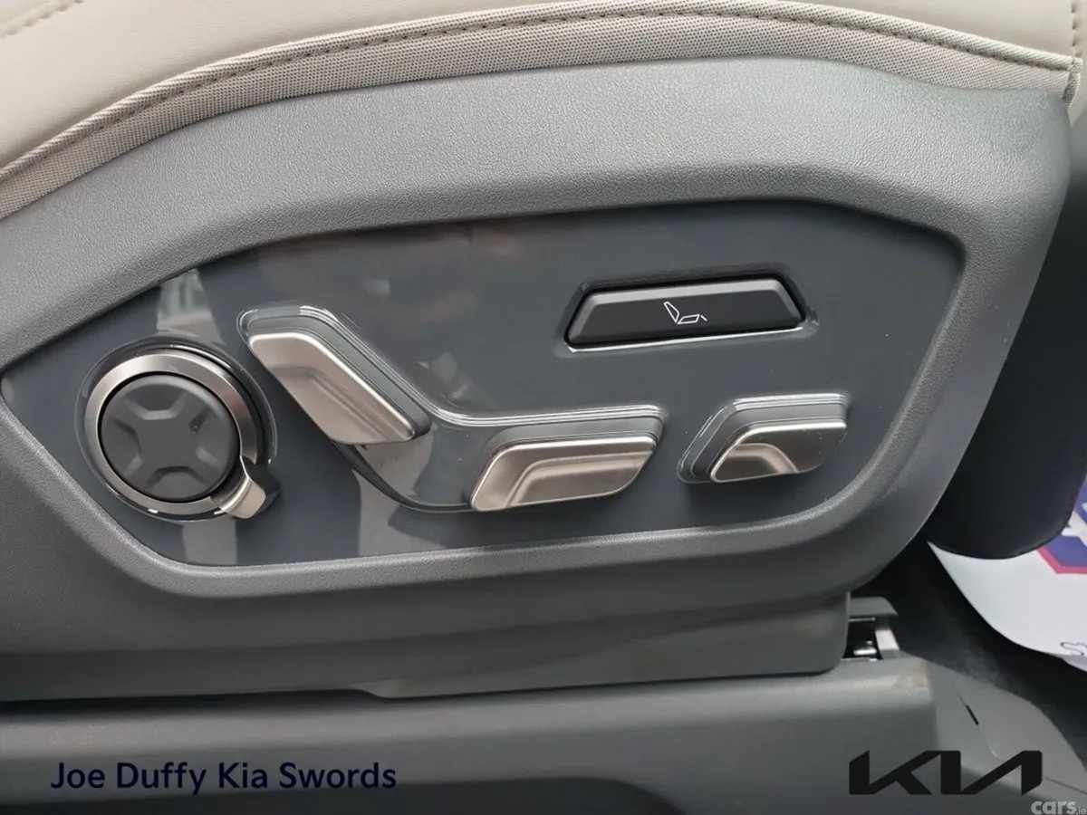 Kia EV9 MPV, Electric, 2026, Grey