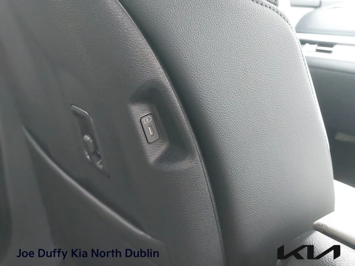 Kia Sportage SUV, Petrol Hybrid, 2026, Red