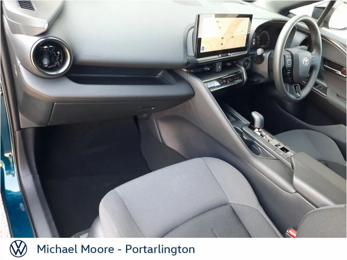 Toyota C-HR Hatchback, Petrol Hybrid, 2024, Blue