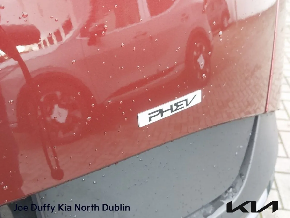 Kia Sportage SUV, Petrol Plug-in Hybrid, 2026, Red