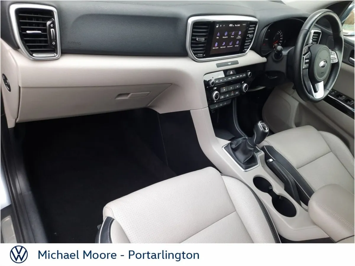 Kia Sportage SUV, Diesel Hybrid, 2021, Grey