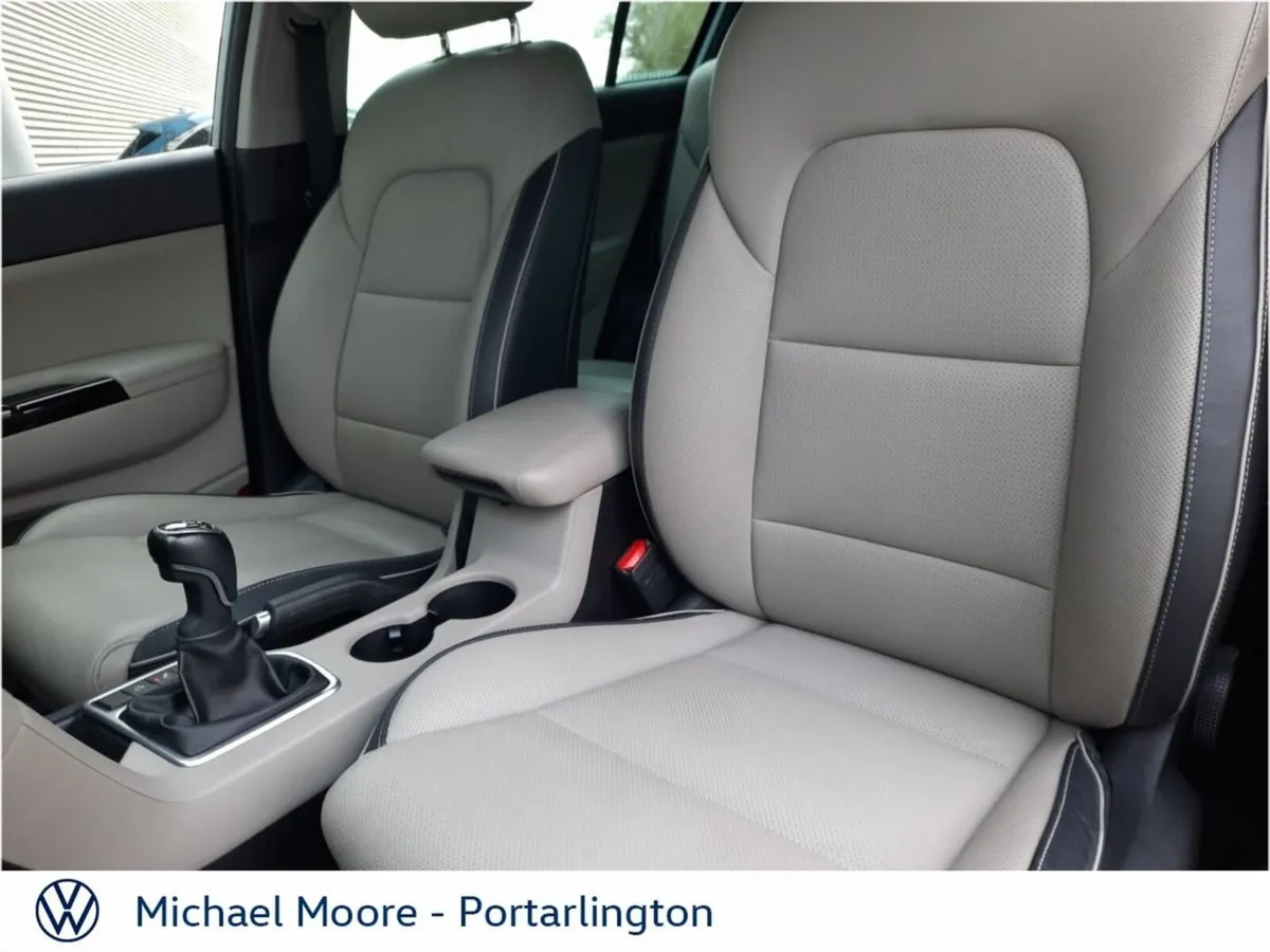 Kia Sportage SUV, Diesel Hybrid, 2021, Grey