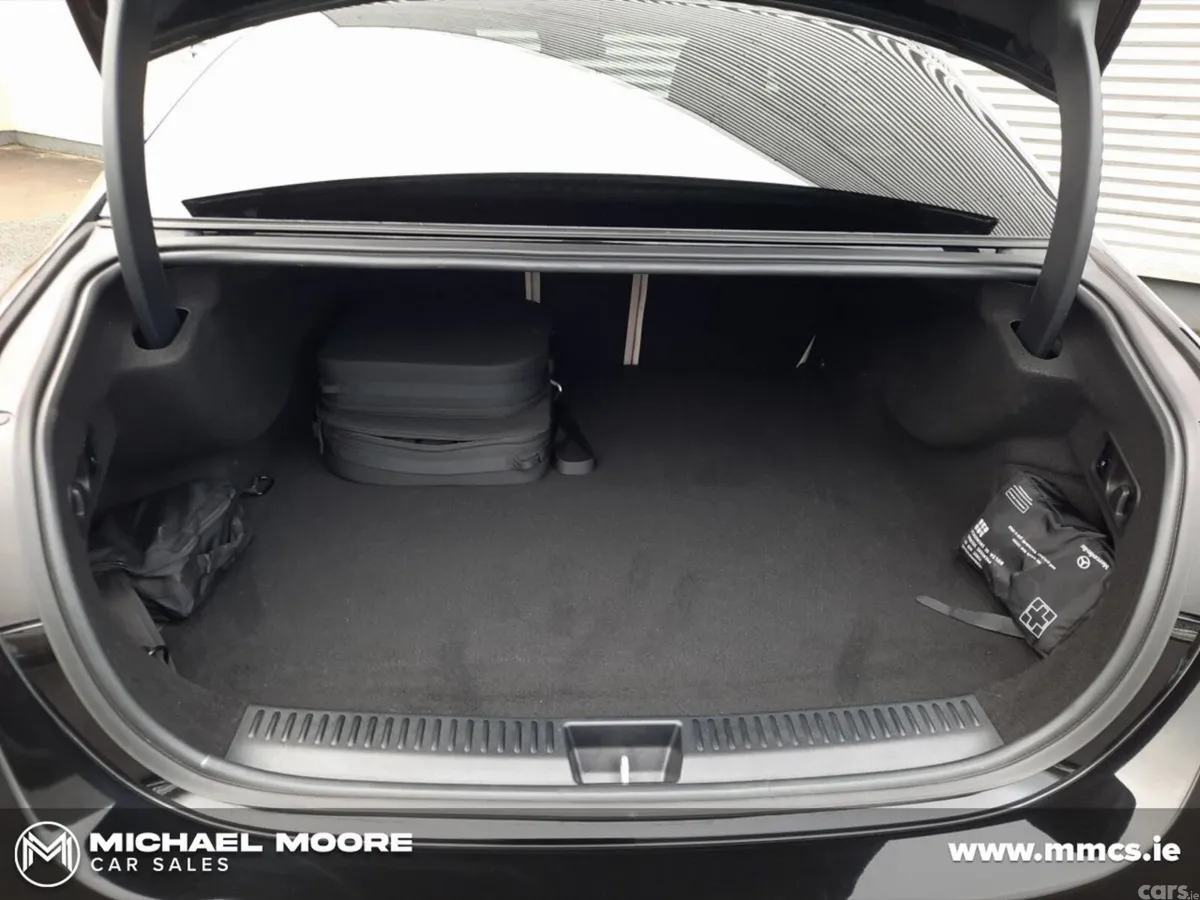Mercedes-Benz E-Class Saloon, Diesel Plug-in Hybrid, 2025, Black