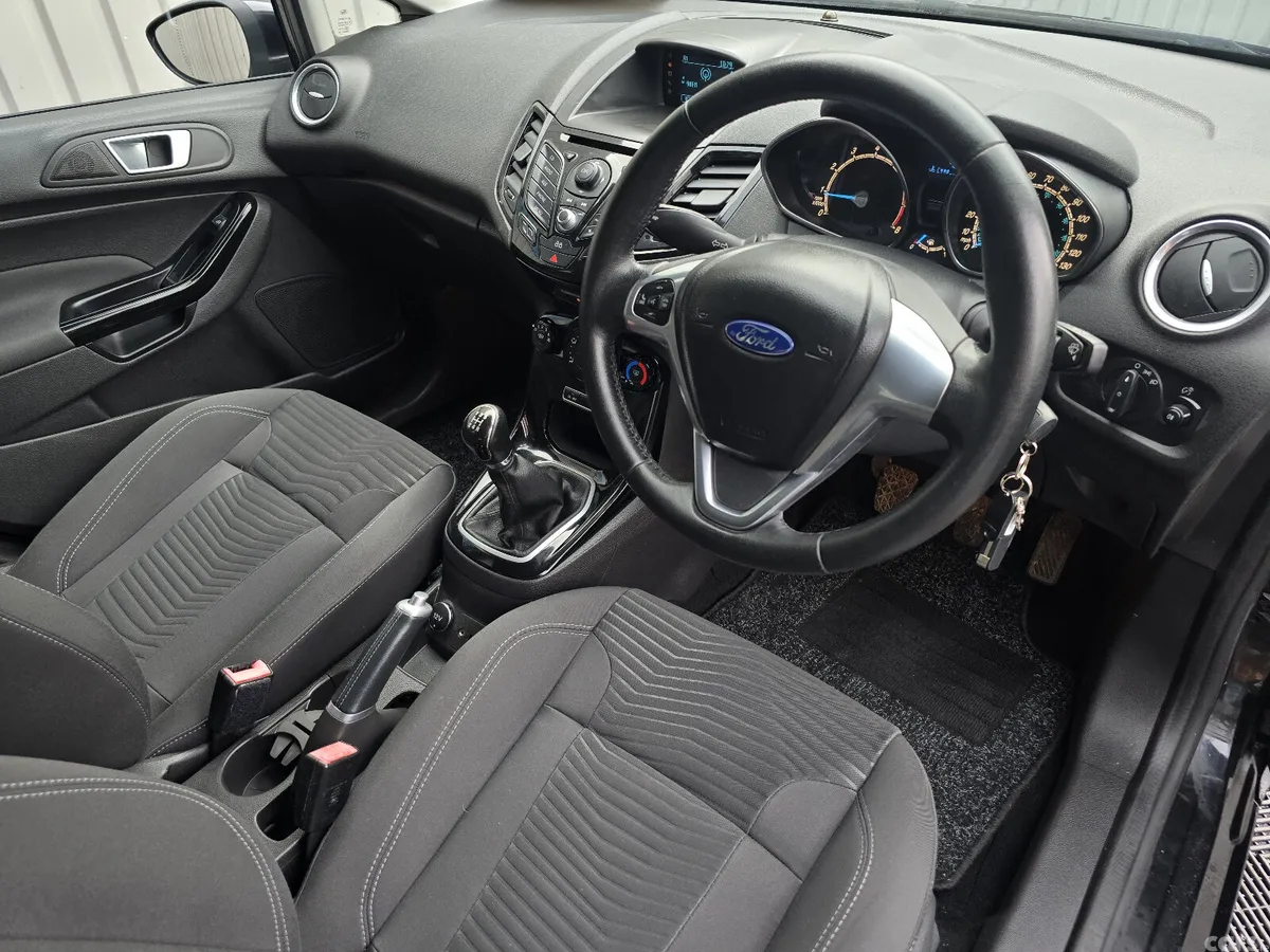 Ford Fiesta Hatchback, Petrol, 2014, Black