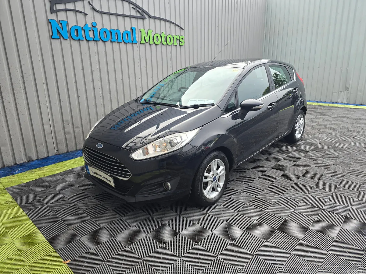 Ford Fiesta Hatchback, Petrol, 2014, Black