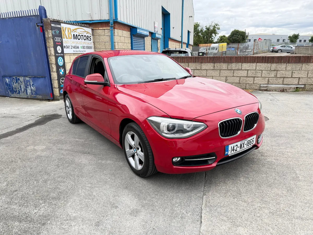 BMW 1-Series Hatchback, Petrol, 2014, Red