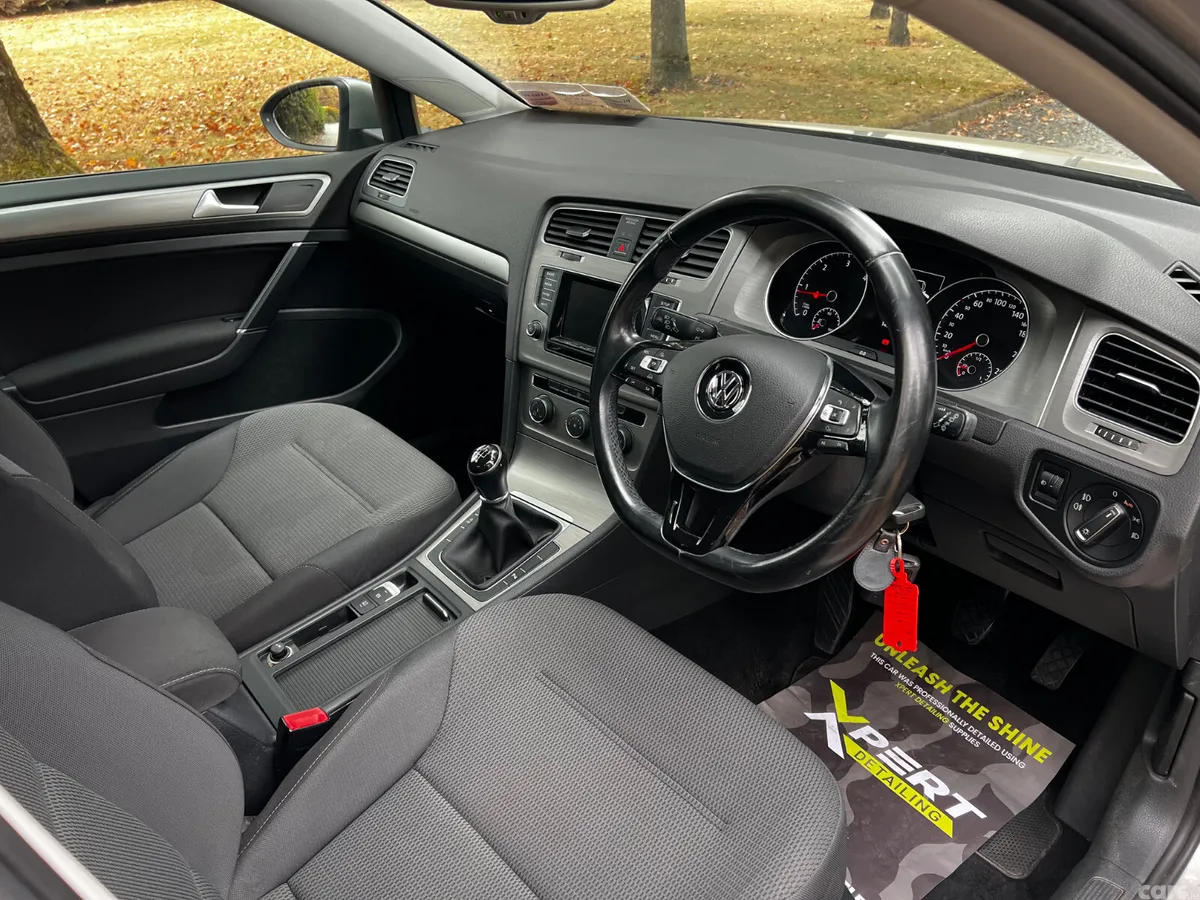 Volkswagen Golf Estate, Diesel, 2015, Silver