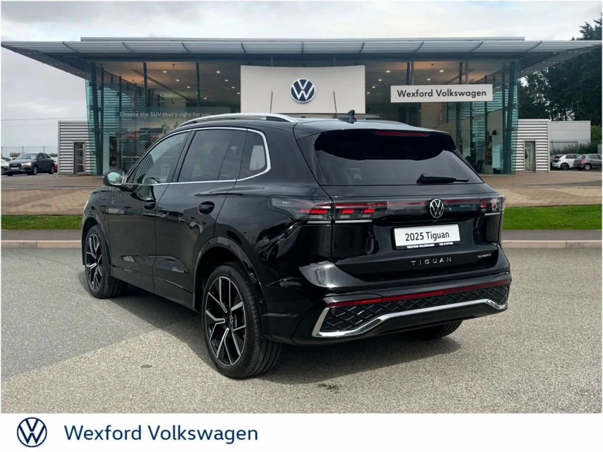 Volkswagen Tiguan SUV, Petrol Hybrid, 2025, Grey