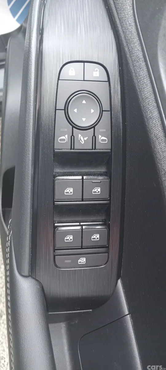 Nissan Qashqai MPV, Petrol Hybrid, 2025, Grey