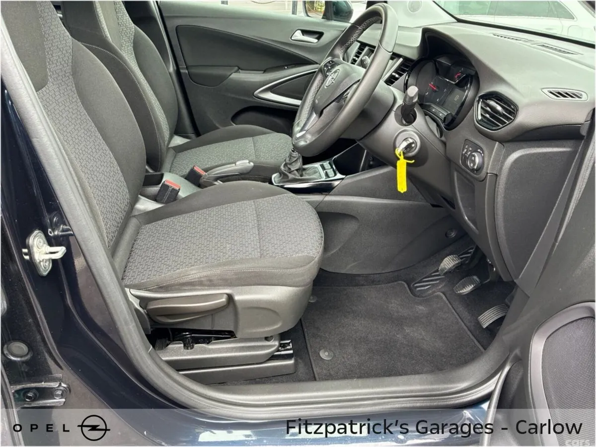 Opel Crossland X SUV, Diesel, 2019, Blue