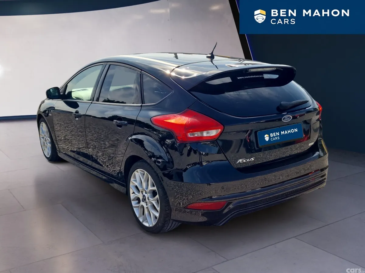Ford Focus Hatchback, Petrol, 2018, Black
