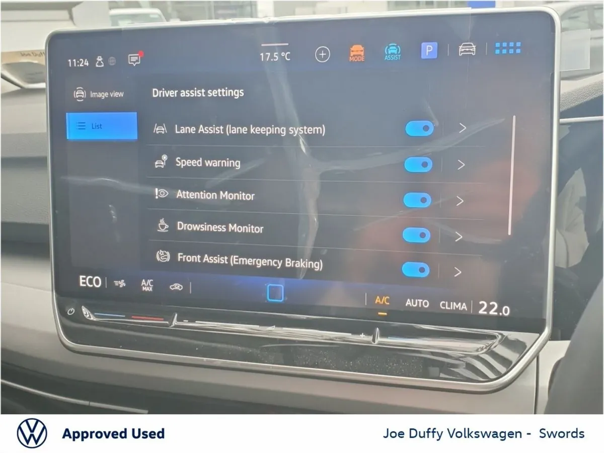Volkswagen Golf Estate, Petrol Plug-in Hybrid, 2025, Black