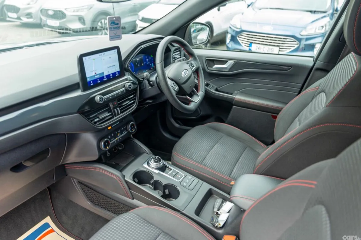 Ford Kuga SUV, Petrol Plug-in Hybrid, 2023, Grey