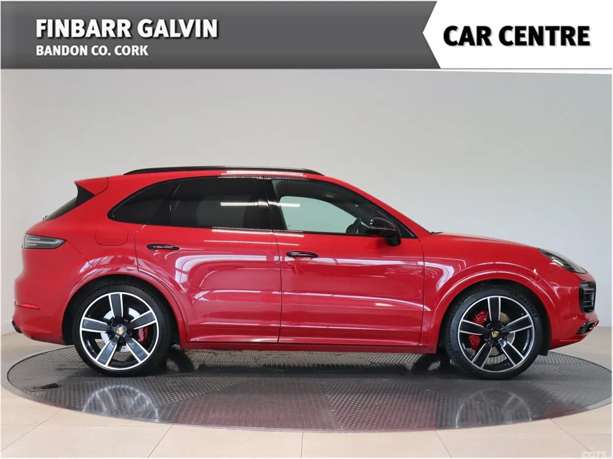 Porsche Cayenne SUV, Petrol Plug-in Hybrid, 2021, Red