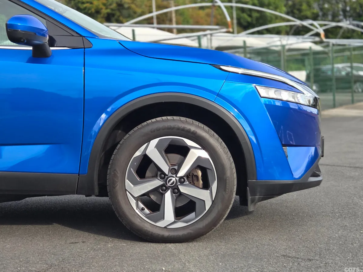 Nissan Qashqai SUV, Petrol Hybrid, 2022, Blue
