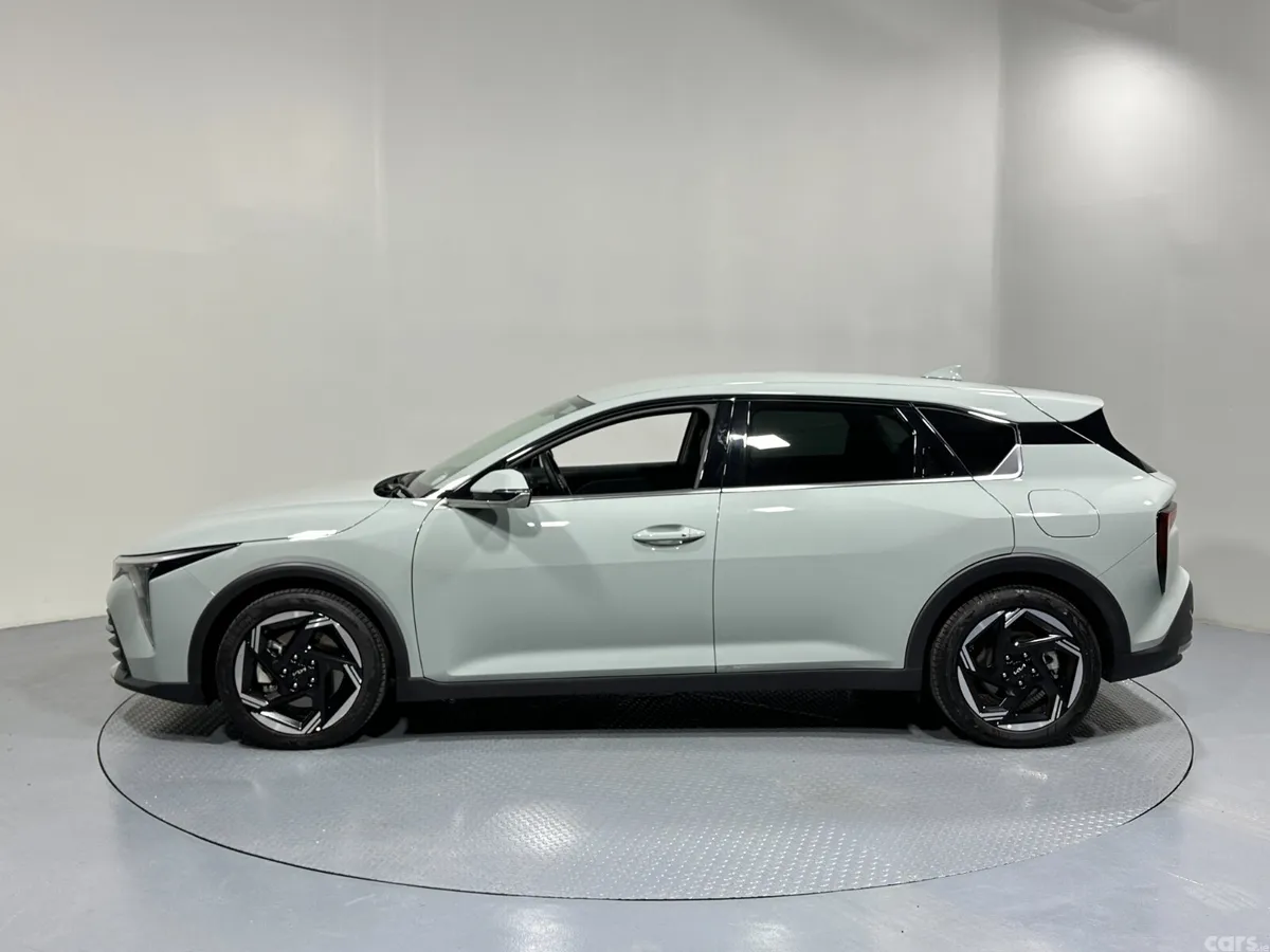 Kia K4 Hatchback, Petrol Hybrid, 2026, Green