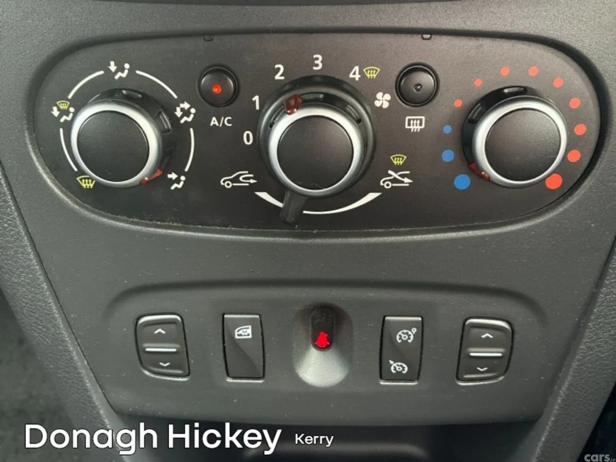 Dacia Sandero Stepway SUV, Diesel, 2019, Black