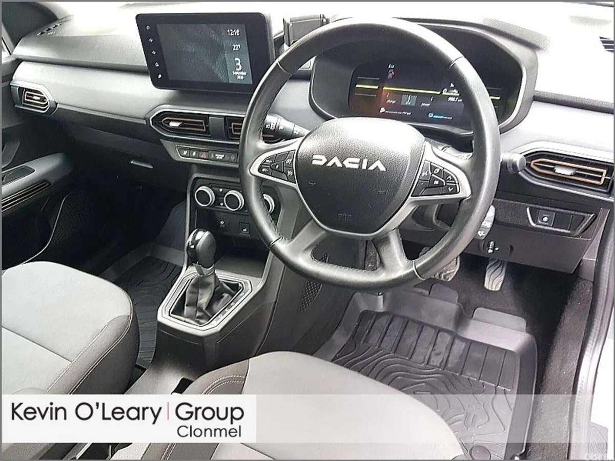Dacia Jogger MPV, Petrol, 2025, Grey