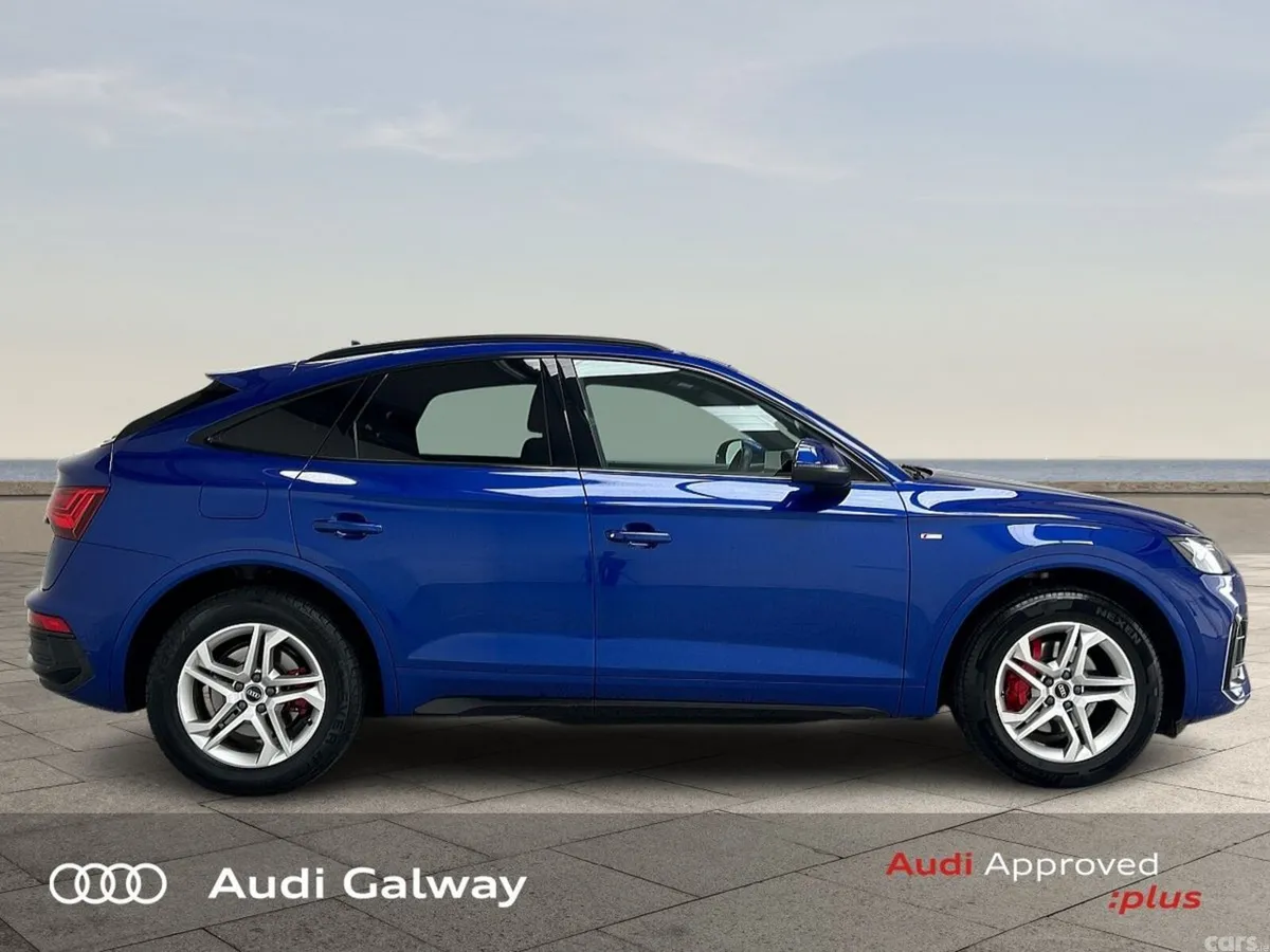 Audi Q5 SUV, Diesel, 2023, Blue