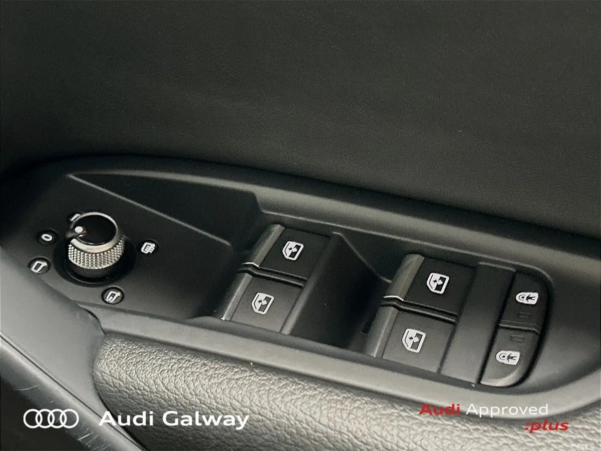 Audi Q5 SUV, Diesel, 2023, Blue