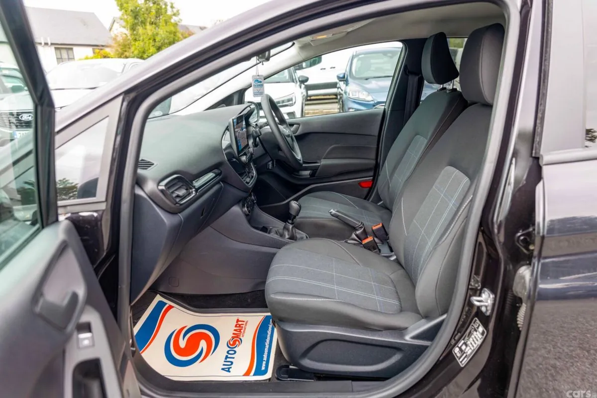 Ford Fiesta Hatchback, Petrol, 2021, Black