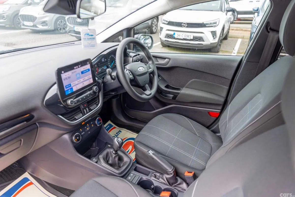 Ford Fiesta Hatchback, Petrol, 2021, Black