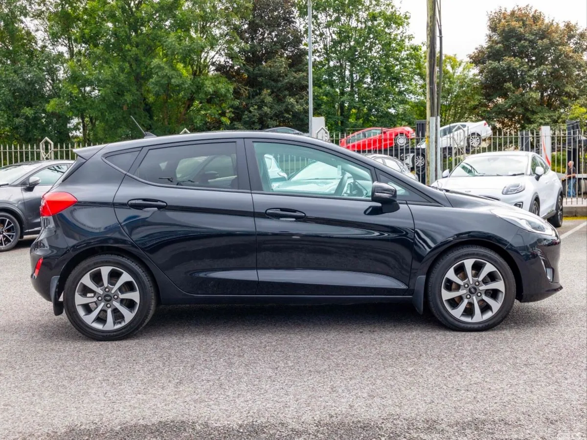 Ford Fiesta Hatchback, Petrol, 2021, Black