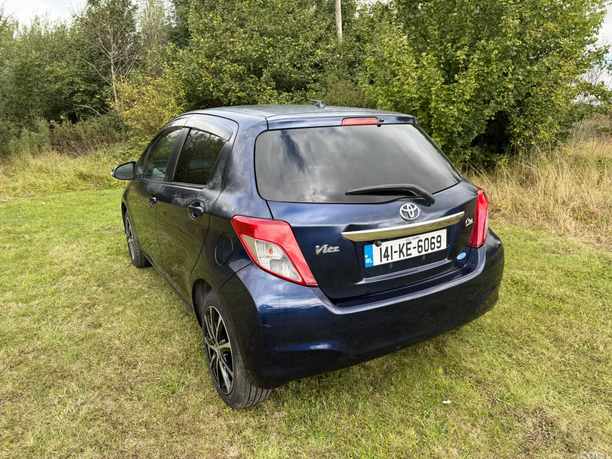 Toyota Vitz Hatchback, Petrol, 2014, Blue
