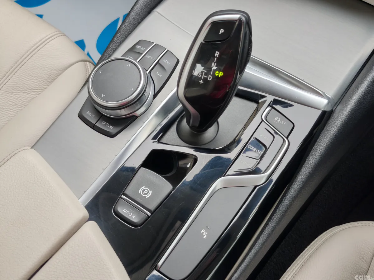 BMW 5-Series Saloon, Petrol, 2019, Black