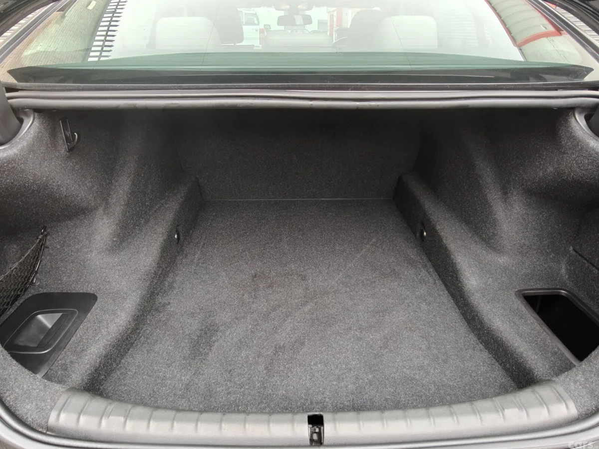 BMW 5-Series Saloon, Petrol, 2019, Black