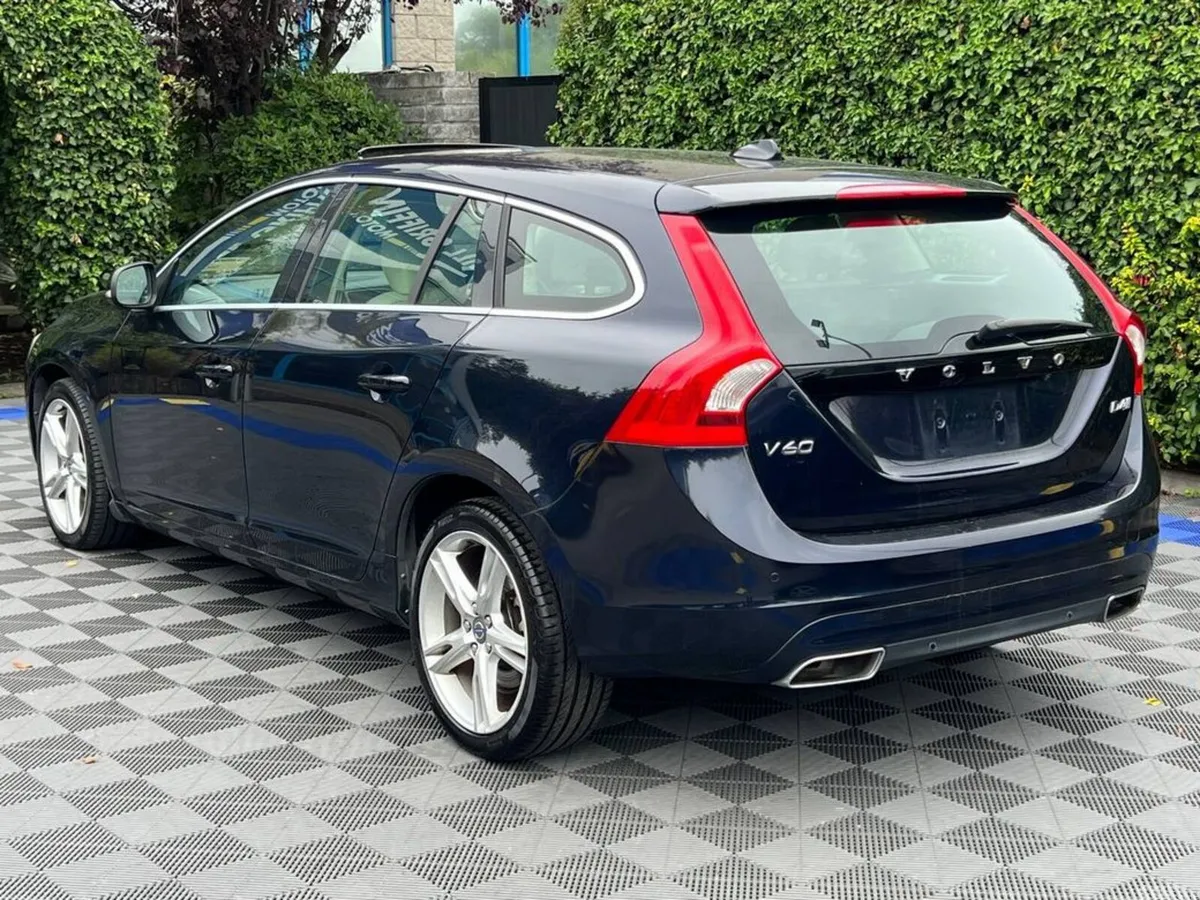 Volvo V60 Estate, Diesel, 2018, Blue