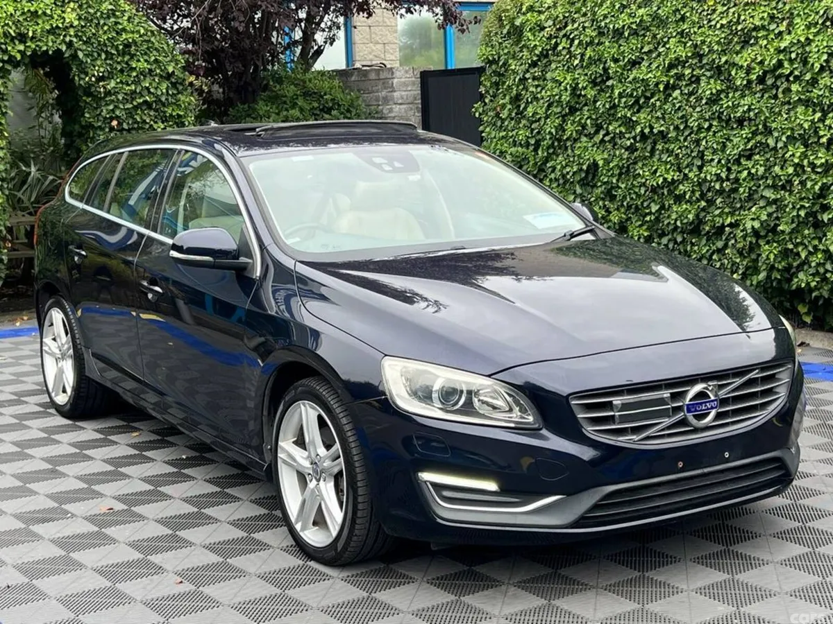 Volvo V60 Estate, Diesel, 2018, Blue