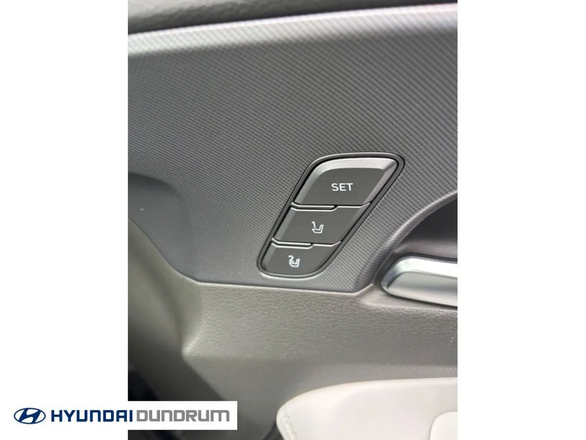 Hyundai Santa Fe Estate, Petrol Plug-in Hybrid, 2023, Black