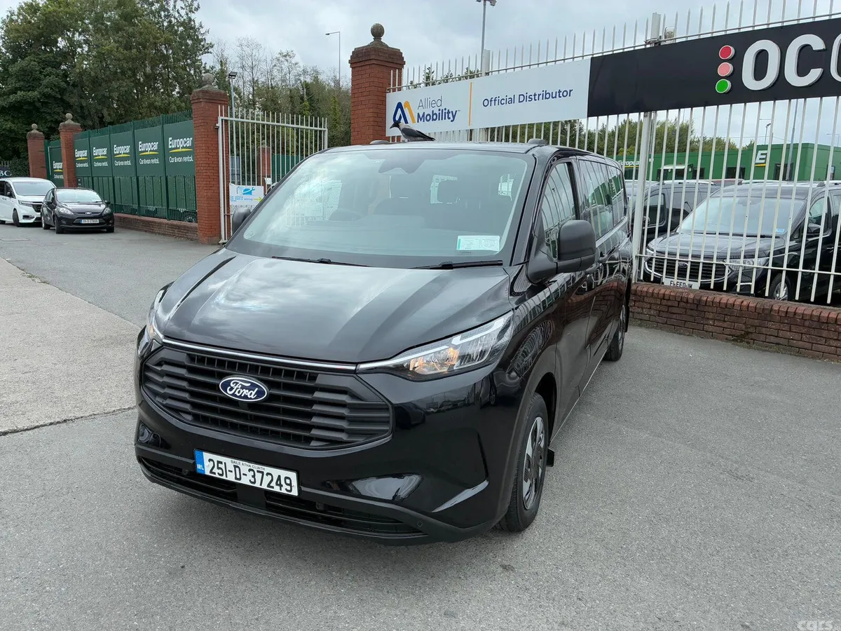 Ford Transit Custom MPV, Petrol Plug-in Hybrid, 2025, Black