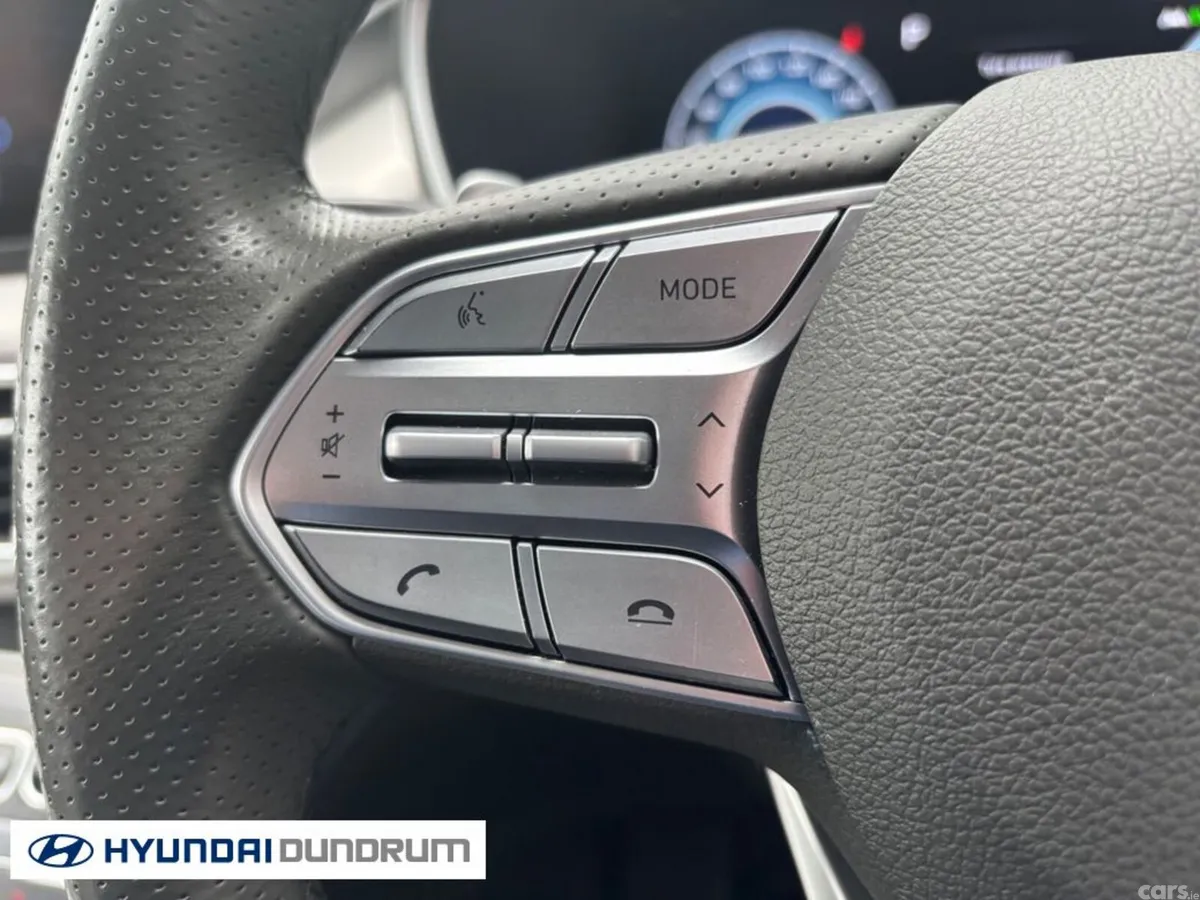 Hyundai Santa Fe Estate, Petrol Plug-in Hybrid, 2023, Black