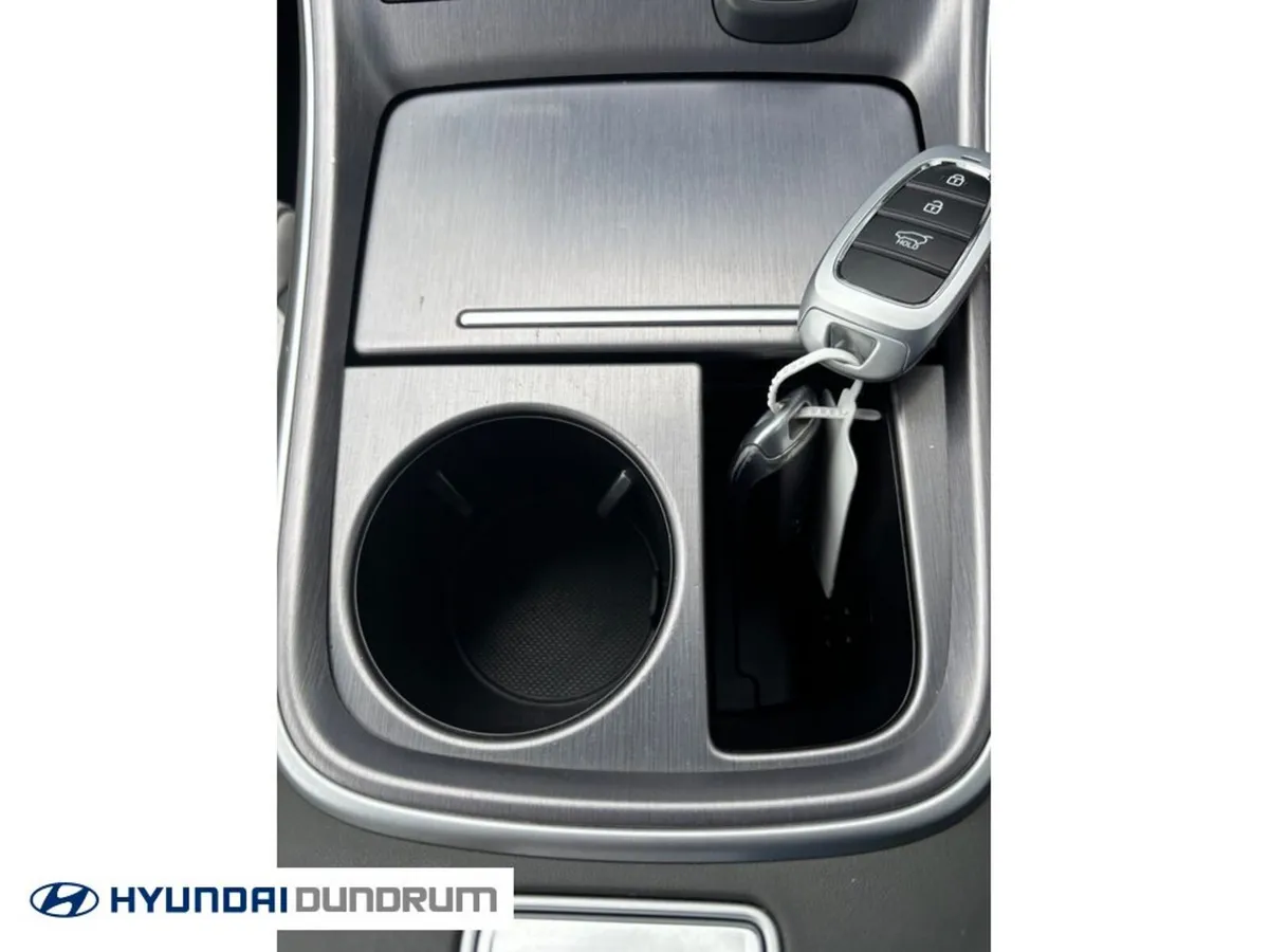 Hyundai Santa Fe Estate, Petrol Plug-in Hybrid, 2023, Black