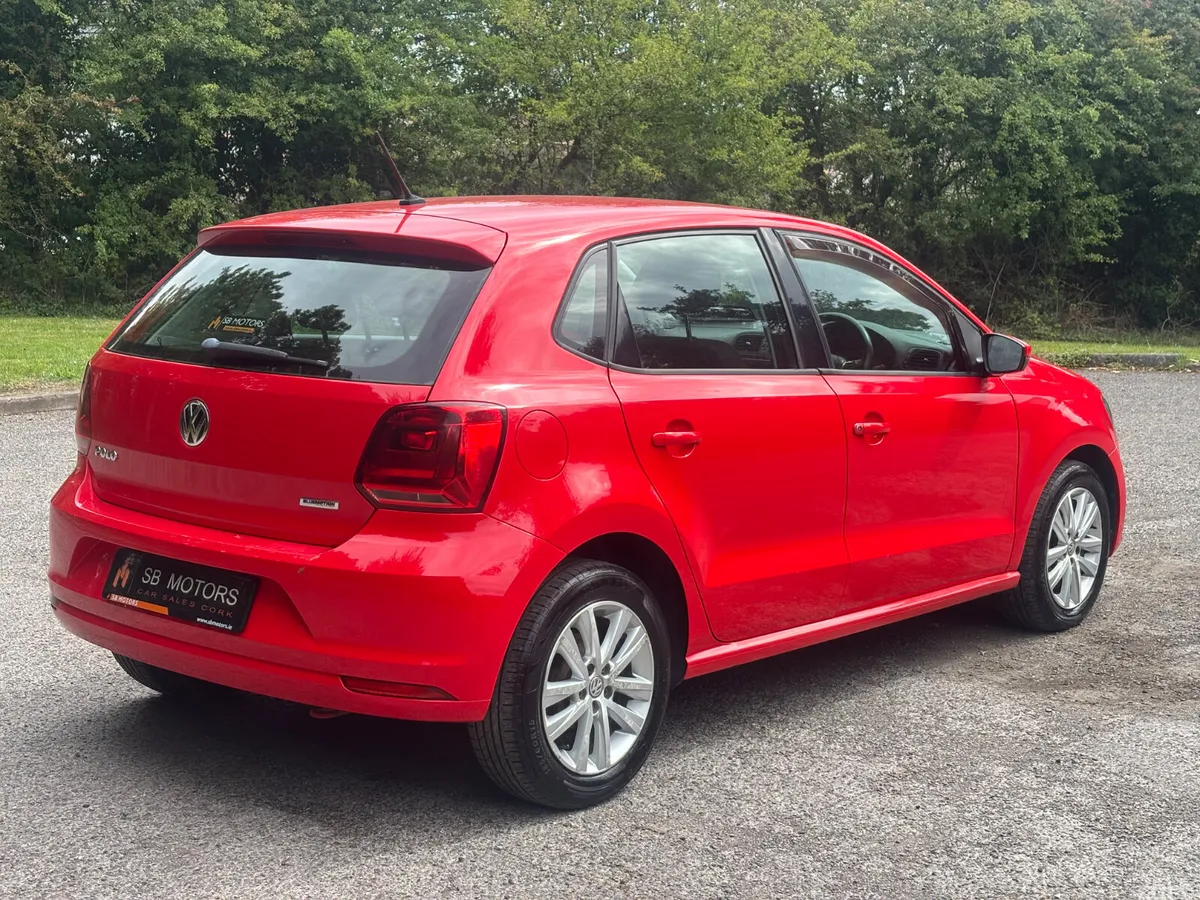 Volkswagen Polo Hatchback, Petrol, 2016, Red