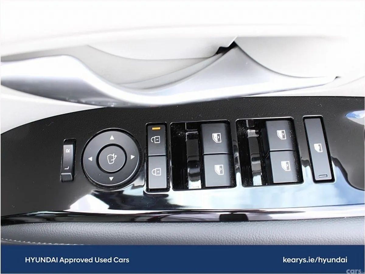 Hyundai Tucson SUV, Petrol Plug-in Hybrid, 2026, Grey
