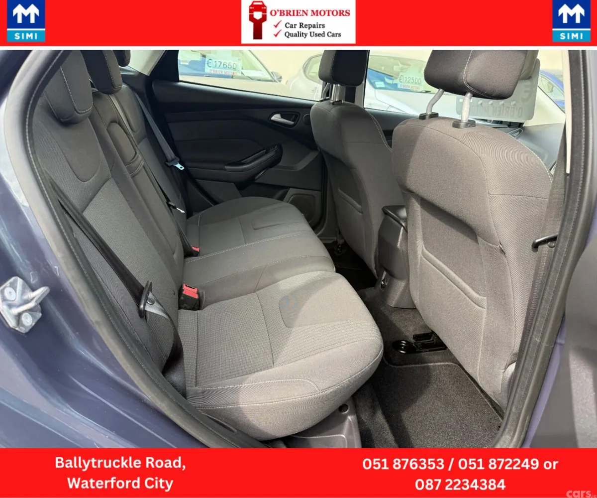 Ford Focus Hatchback, Petrol, 2013, Grey