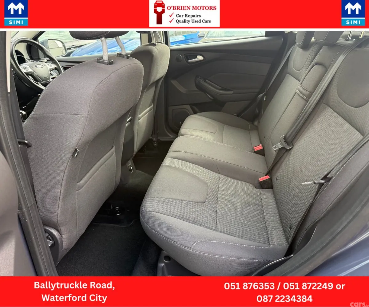 Ford Focus Hatchback, Petrol, 2013, Grey