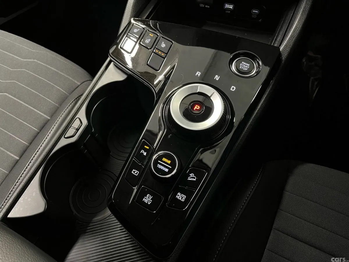 Kia Sportage SUV, Petrol Plug-in Hybrid, 2023, Grey
