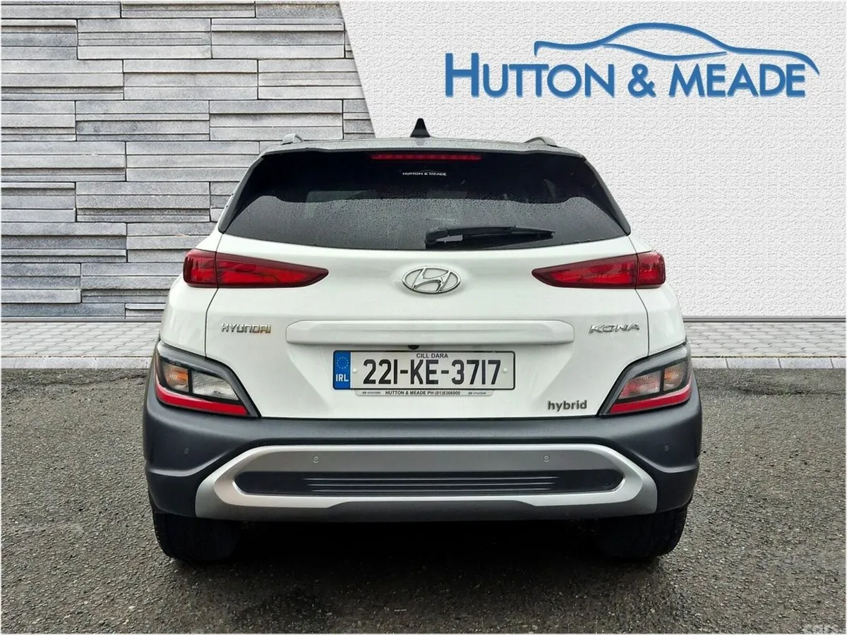 Hyundai KONA SUV, Petrol Hybrid, 2022, White