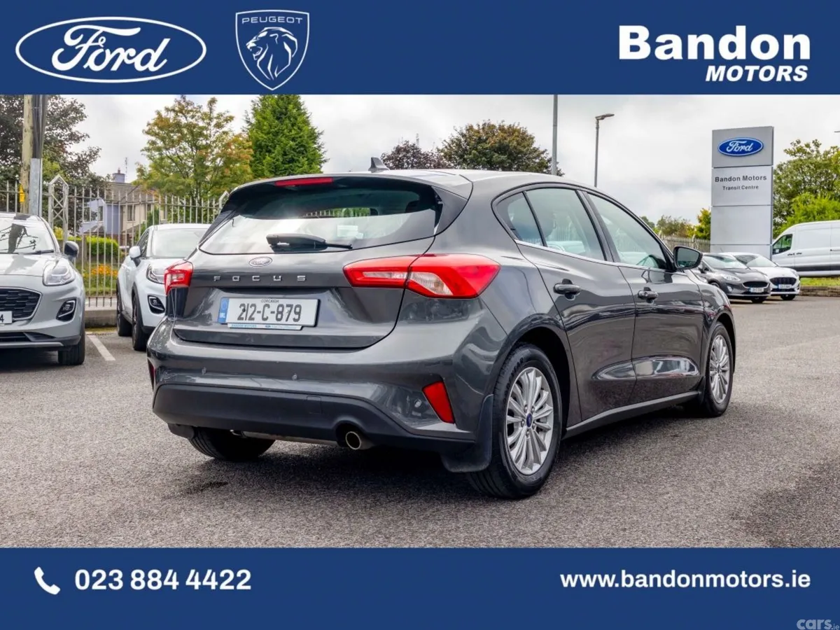 Ford Focus Hatchback, Diesel, 2021, Grey