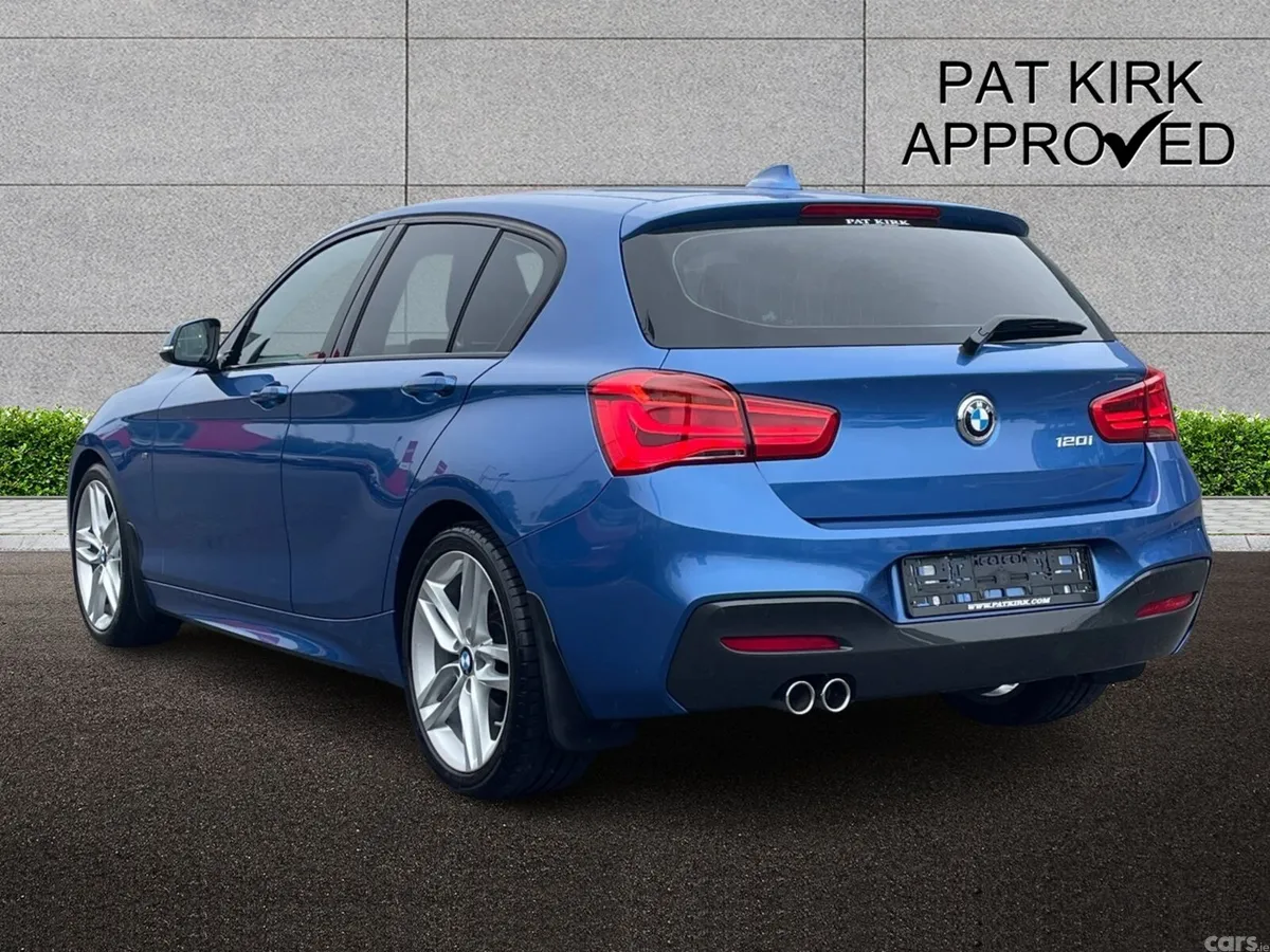 BMW 1-Series Hatchback, Petrol, 2018, Blue