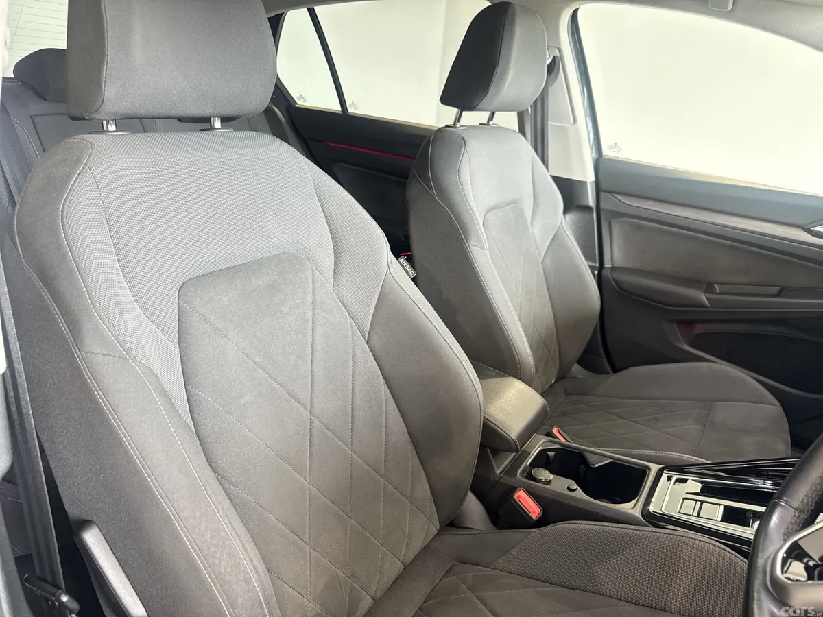 Volkswagen Golf Hatchback, Diesel, 2022, Grey