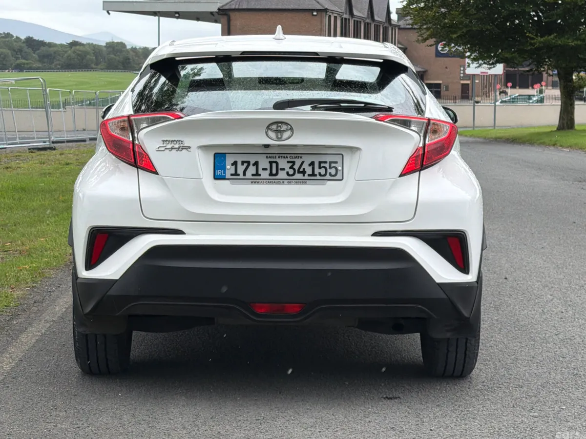 Toyota C-HR Hatchback, Petrol, 2017, White