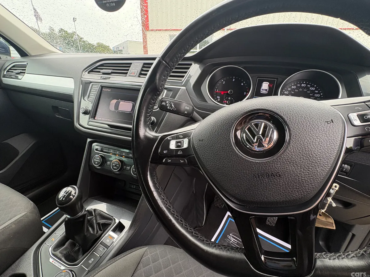 Volkswagen Tiguan SUV, Diesel, 2016, Blue