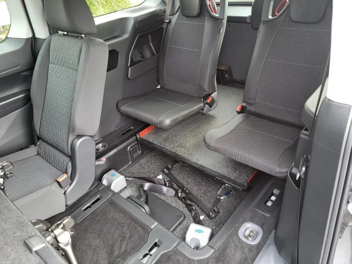 Volkswagen Caddy MPV, Diesel, 2026, Grey
